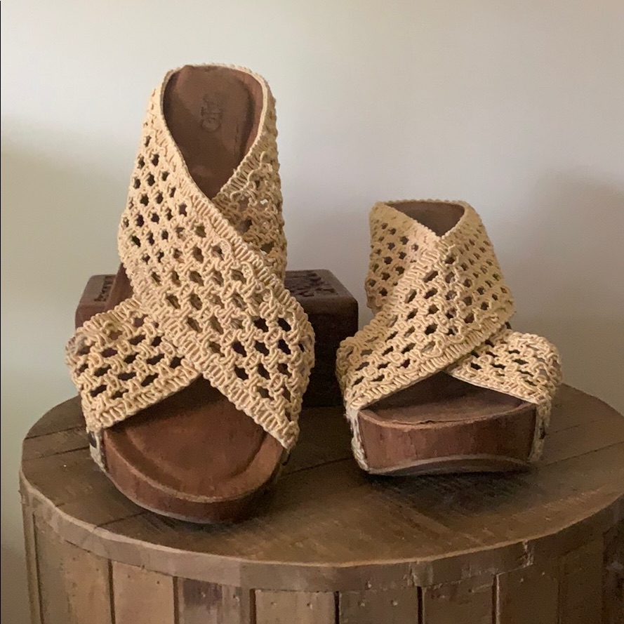 Macrame Wedges
